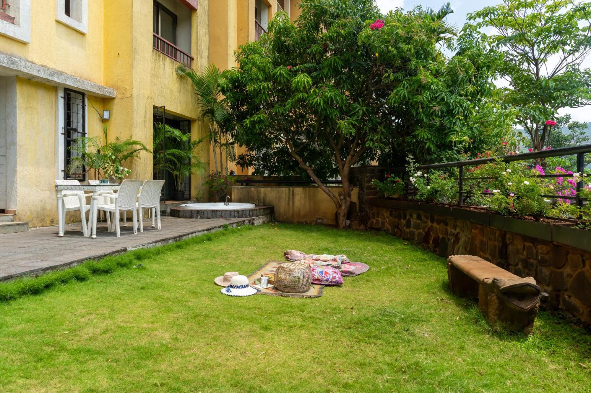Lavasa Holiday Home Extérieur photo
